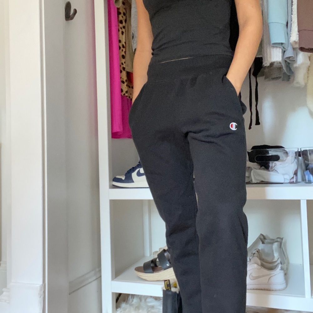 black champion sweats